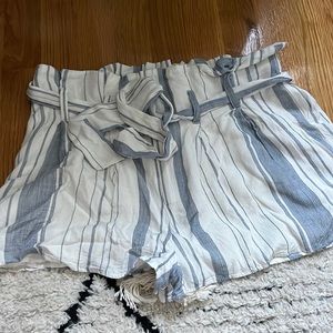 Pacsun blue and white flowy shorts with tie in middle, size medium